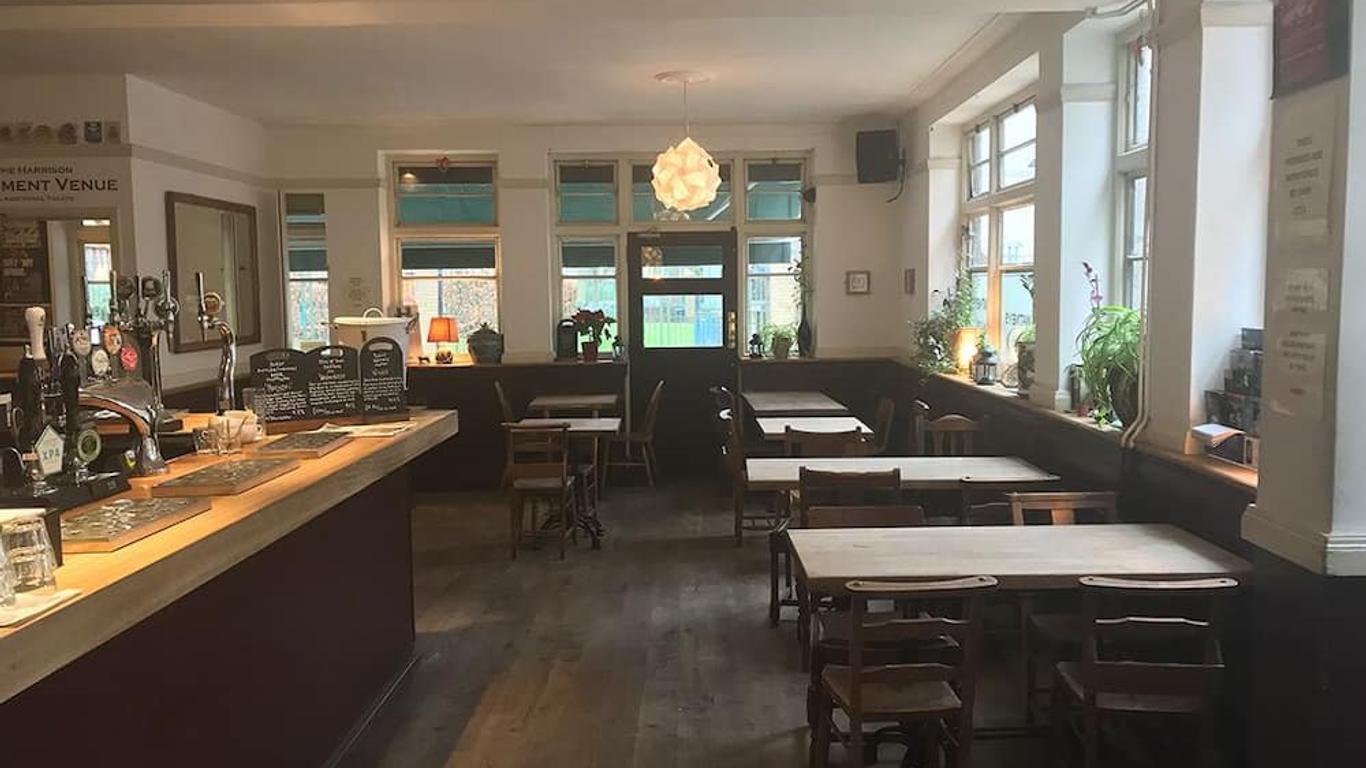 哈里森酒店