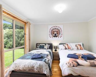 Pet Friendly Cottages - Kelpie Cottage - Self Contained Cottages - Worrolong - 睡房