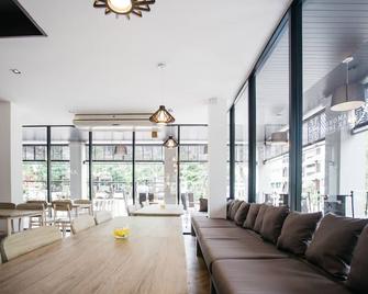 清莱钻石公园度假酒店 - 清莱 - 客厅