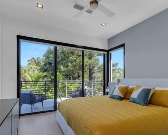 Laplaya- 5bed Villa 1min 2 Beach Heated Salt Pool - 劳德代尔堡 - 睡房