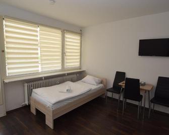 Apartment Wangen - 斯图加特 - 睡房
