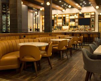 麦克默里堡丽筠酒店 - 麦克默里堡 - 餐馆