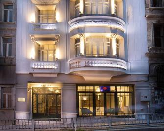 阿马达伊斯坦布尔佩拉酒店 - 伊斯坦布尔 - 建筑