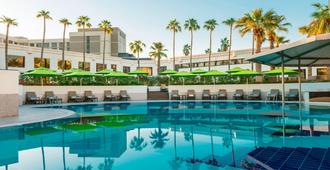 迪拜艾美酒店及会议中心 - 迪拜 - 游泳池