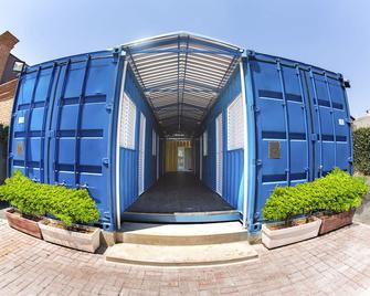货柜别墅住宅酒店 - 坎皮纳斯 - 建筑