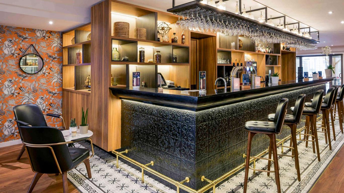 波尔多夏特龙城堡美居酒店