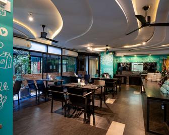 迪森酒店 - 清迈 - 餐馆
