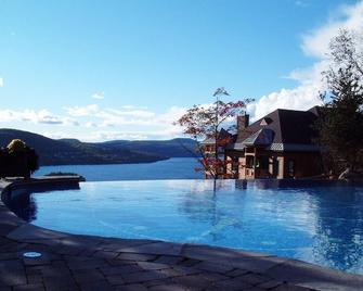 Luxurious Equinoxe Ski-in/Ski-out - 蒙特朗布朗 - 游泳池