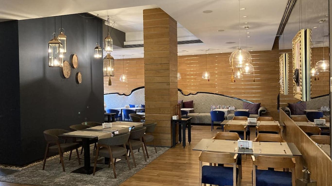 涂鸦画廊设计酒店