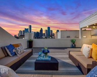 Downtown Luxury Home w/Stunning views in Houston - 休斯顿 - 阳台