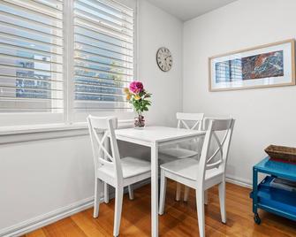 Convenient Apartment in heart of Carlton - 墨尔本 - 餐厅