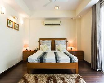 1 Bhk Serviced Apartment In Awarded Bnb Property - 古尔冈 - 睡房