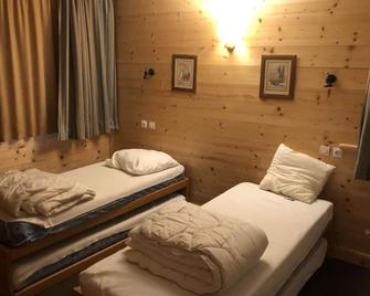 Superb apartment at the foot of the slopes in Méribel Altiport in the 3 Valleys - Les Allues - 睡房