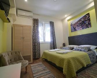 Oasis hostel - 斯普利特 - 睡房