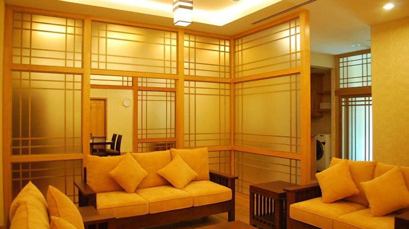慕西提套房酒店