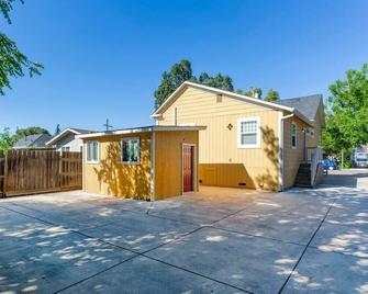 @ Marbella Lane Mini Guest House in Downtown San Jose - 圣何塞 - 建筑