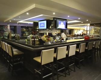 齐克拉约卡萨安迪娜精选酒店 - 齐克拉约 - 酒吧