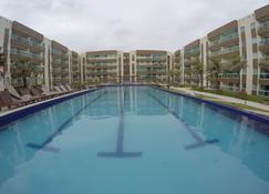 维格乐趣海滨度假公寓酒店 - 福塔莱萨 - 游泳池