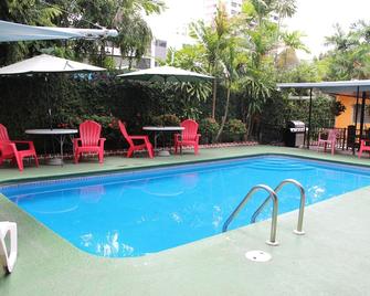 科科斯旅馆 - 巴拿马城 - 游泳池