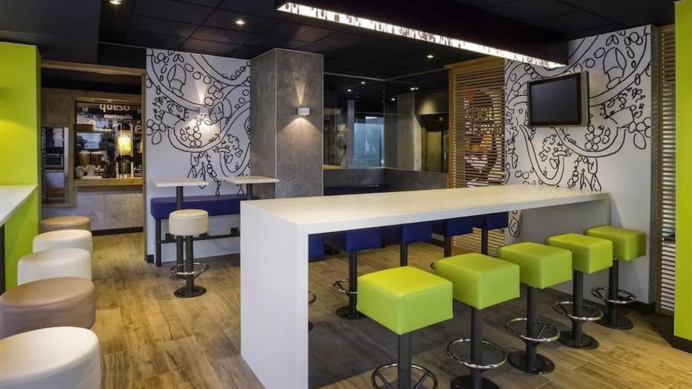 宜必思快捷马德里瓦伦汀比托酒店