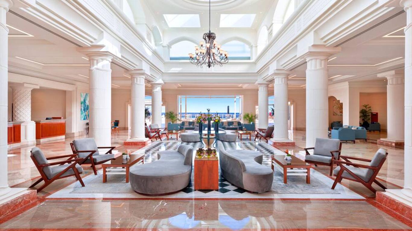 Royal Grand Sharm 酒店