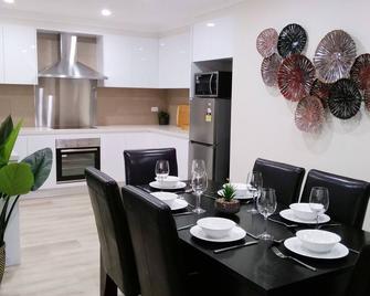 Renovated House Near Singleton Cbd Hunter Valley - 辛格尔顿 - 餐厅