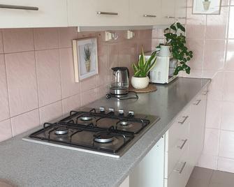 1 Bdr Apartment In Bairro Azul - 罗安达 - 厨房