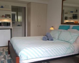 Woolloongabba, Comfortable, Modern, Priv - 德顿公园 - 睡房