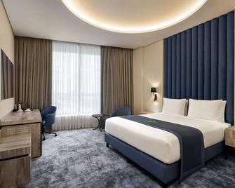 Wyndham Garden 巴库 - 巴库 - 睡房
