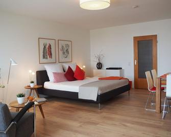 Exclusive, Modern Apartment With Balcony Near Mhh, Ini, Tui - 汉诺威 - 睡房