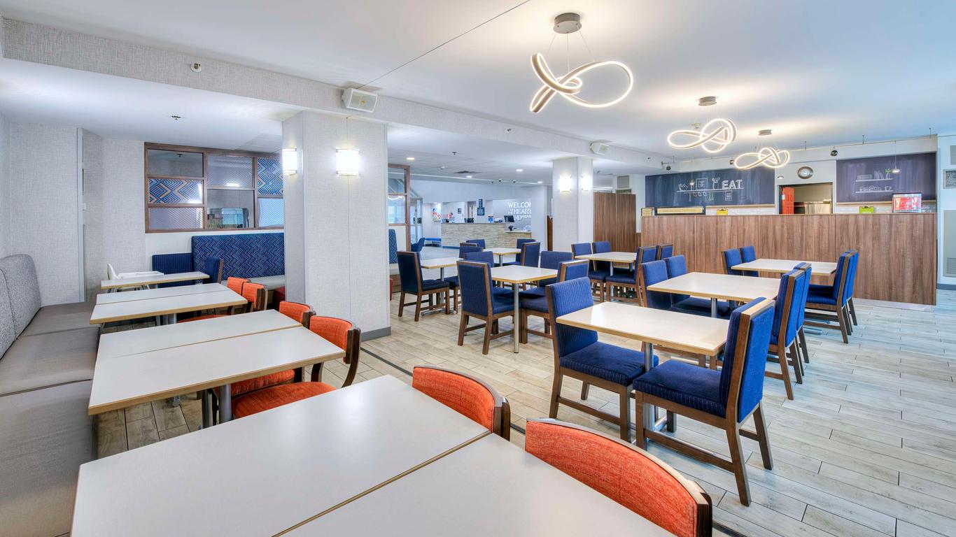 渥太华希尔顿恒庭酒店