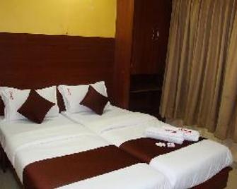 Hotel Ashwini - 孟买 - 睡房