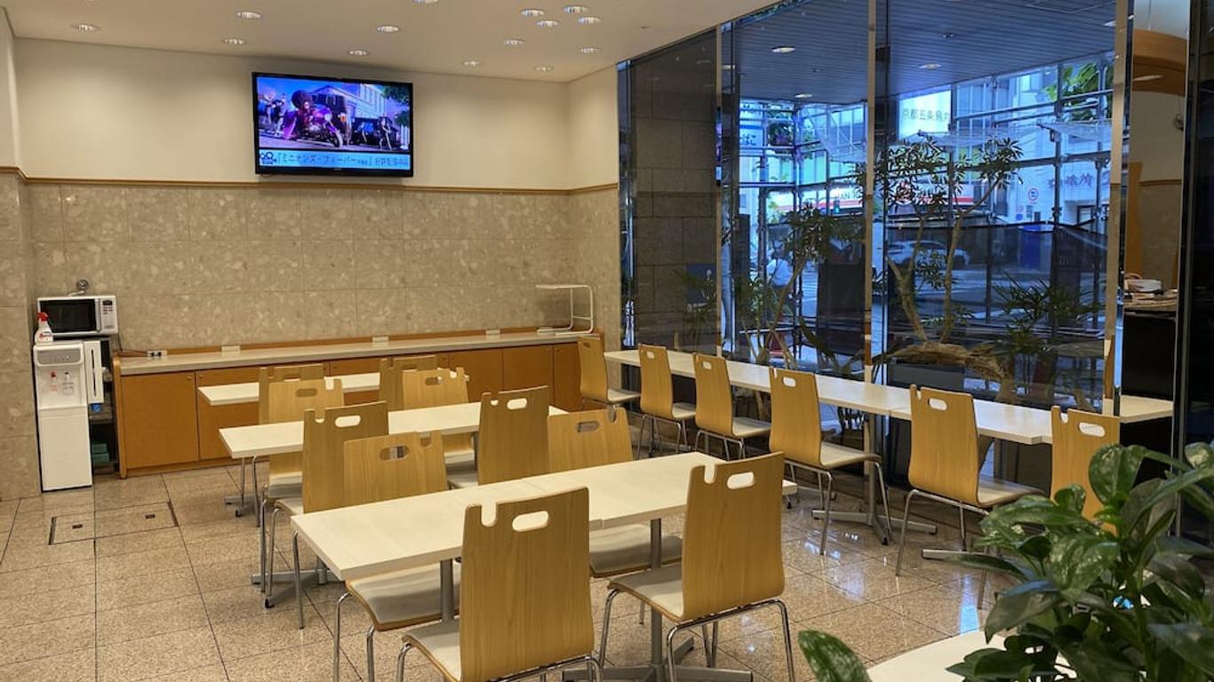 京都五条乌丸东横inn酒店