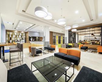 雅加达玛德拉曼智选假日酒店 - IHG 旗下酒店 - Chse 认证 - 雅加达 - 大厅