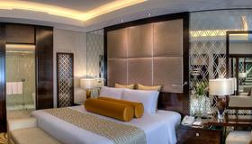 迪拜迪尔拉皇冠假日酒店 - 迪拜 - 睡房