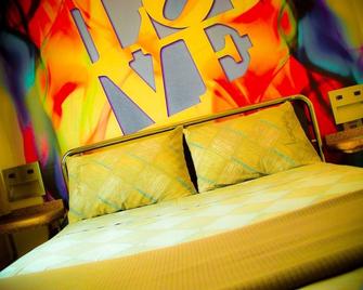 卢芙酒店 - 仅供成人入住 - 内萨瓦尔科约特尔城 - 睡房