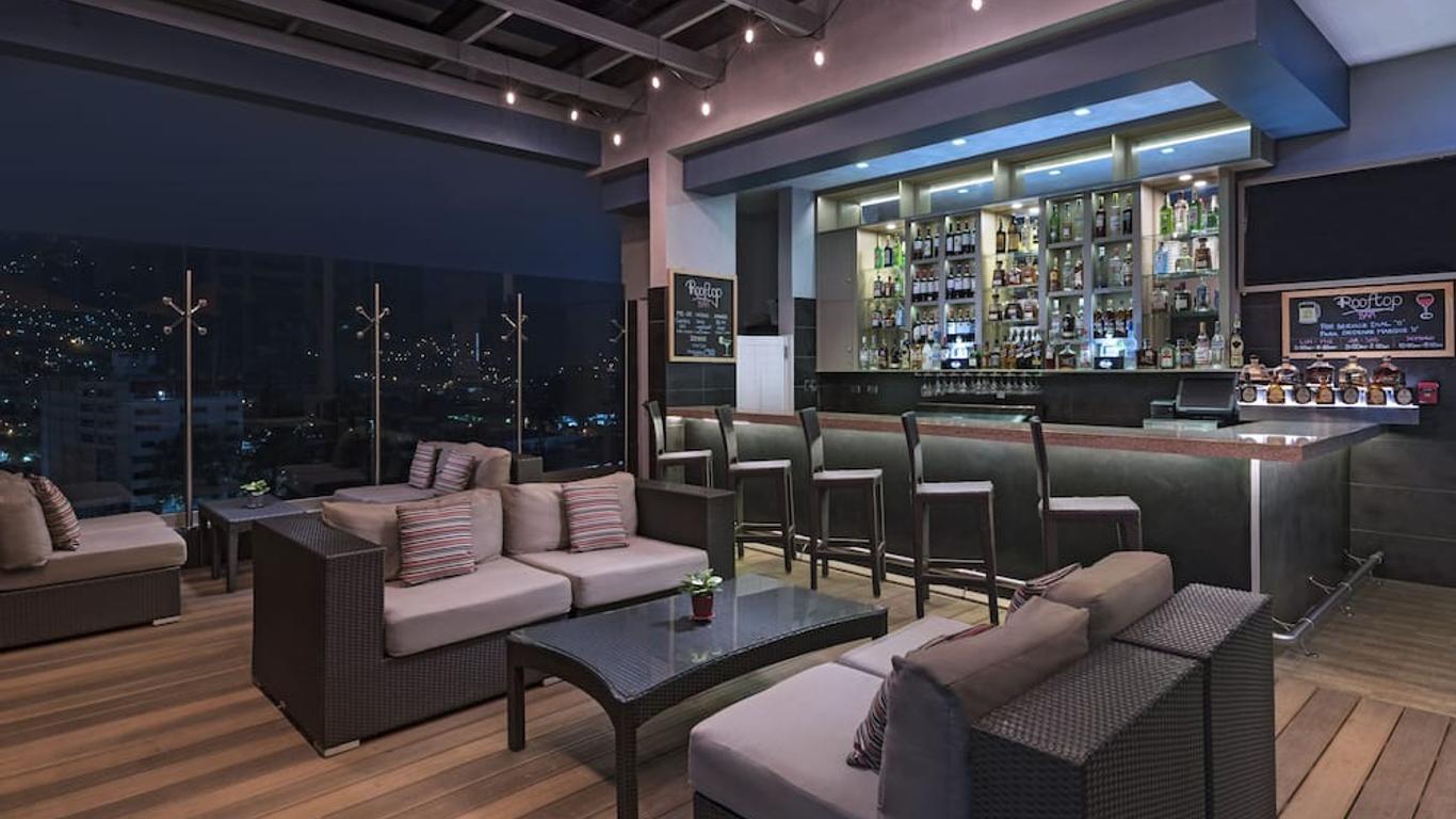 特古西加尔巴凯悦嘉轩酒店