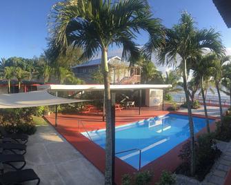 基集酒店及套房 - 拉罗汤加岛 - 游泳池