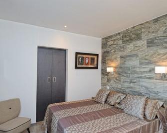 Hotel Licetto - 博尼法乔 - 睡房