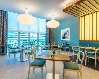 丹吉尔市中心希尔顿花园酒店 - 丹吉尔 - 餐馆