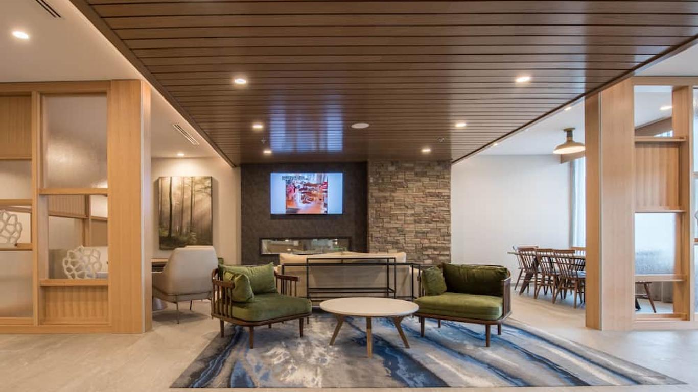 由Marriott Penticton运营的费尔菲尔德酒店和套房