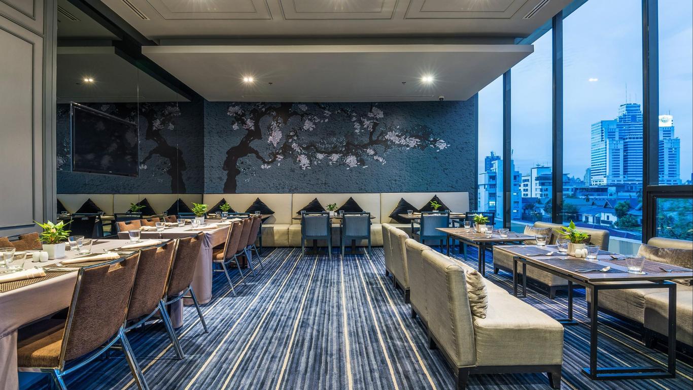 察殿曼谷沙屯酒店式公寓