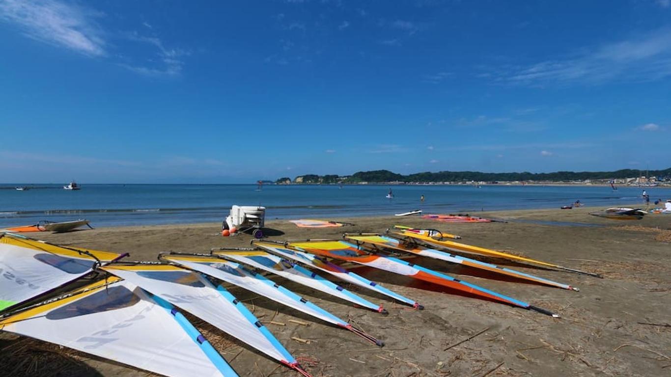 由比滨海滩旅馆