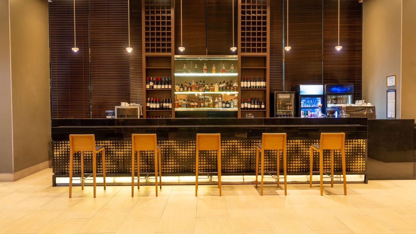 希尔顿花园伊基克酒店