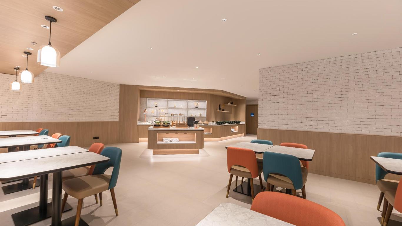 漢庭南京六合雄州地鐵站酒店