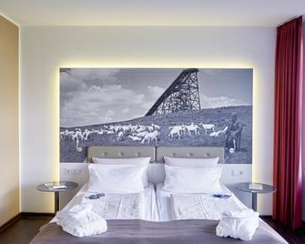 Hotel Oversum Winterberg Ski- und Vital Resort - 温特贝格 - 睡房