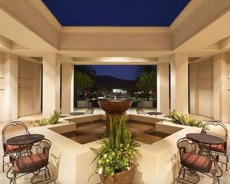 Gorgeous Napa Valley Getaway - Steps from Wineries - 纳帕 - 露台