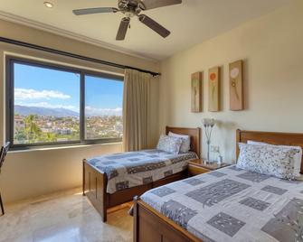 Luxurious Vacation Rental Condo in Alegranza Resort - San Jose Del Cabo - 卡波圣卢卡 - 睡房