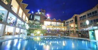 乐米戈酒店 - 基加利 - 游泳池