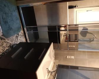 house to share 15 minute walk from downtown Troyes. - 特鲁瓦